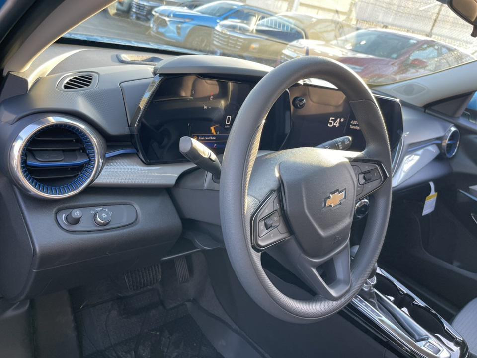 new 2025 Chevrolet Trax car, priced at $24,240