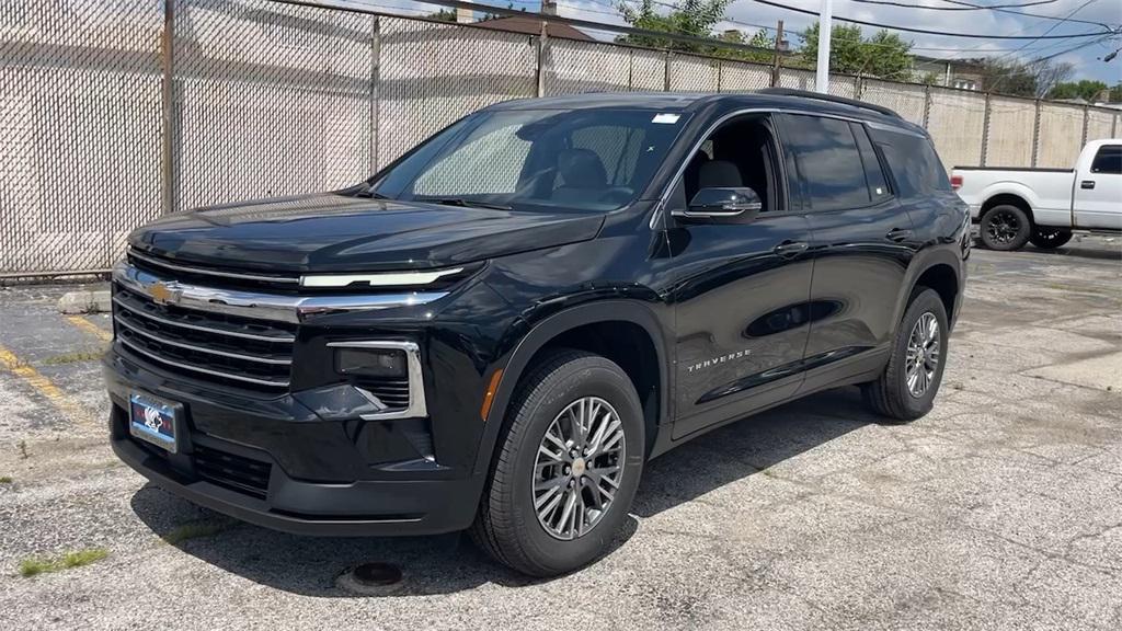 new 2025 Chevrolet Traverse car, priced at $42,560