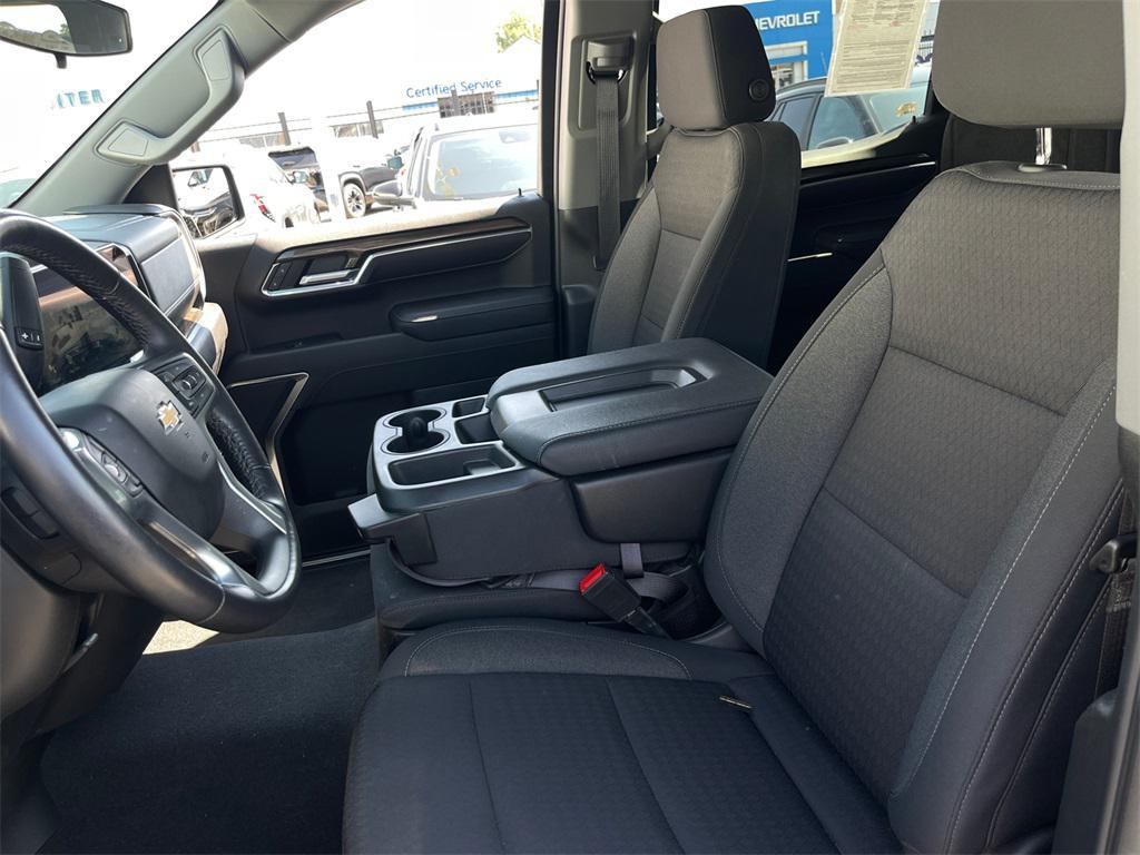 used 2022 Chevrolet Silverado 1500 car, priced at $34,303