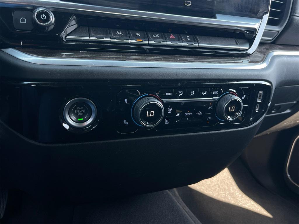 used 2022 Chevrolet Silverado 1500 car, priced at $34,303