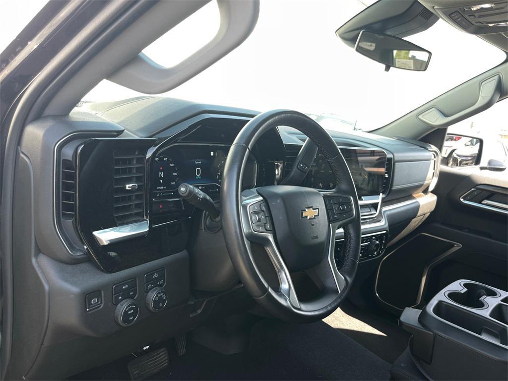 used 2022 Chevrolet Silverado 1500 car, priced at $34,303