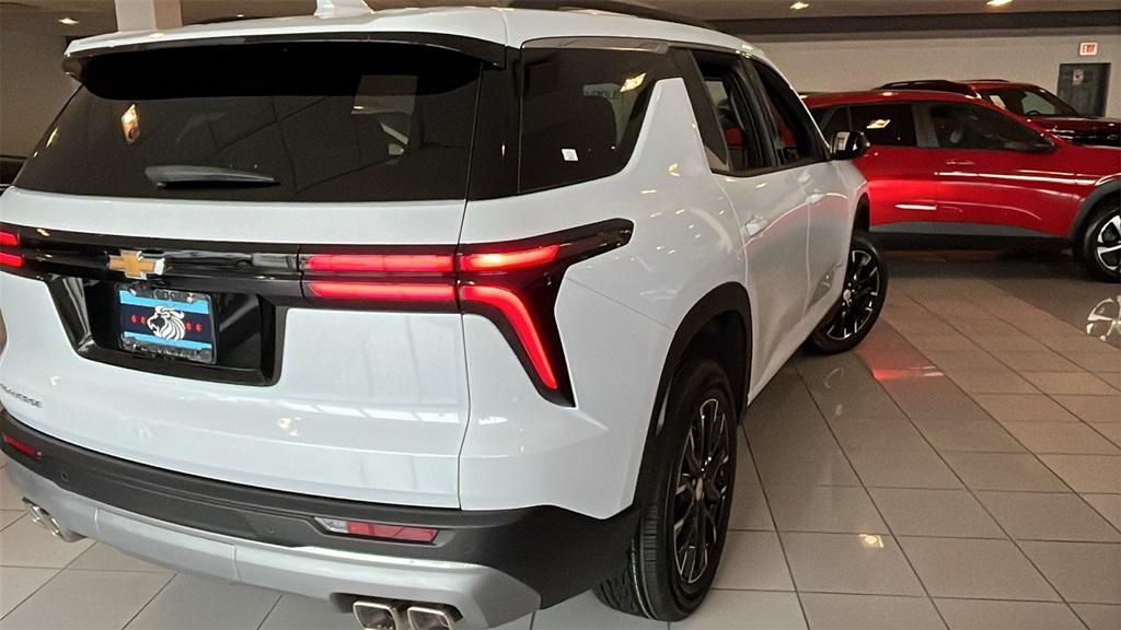 new 2026 Chevrolet Traverse car, priced at $46,190