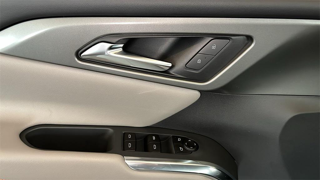 new 2026 Chevrolet Traverse car, priced at $46,190