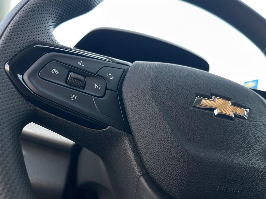 new 2025 Chevrolet Trax car, priced at $23,500