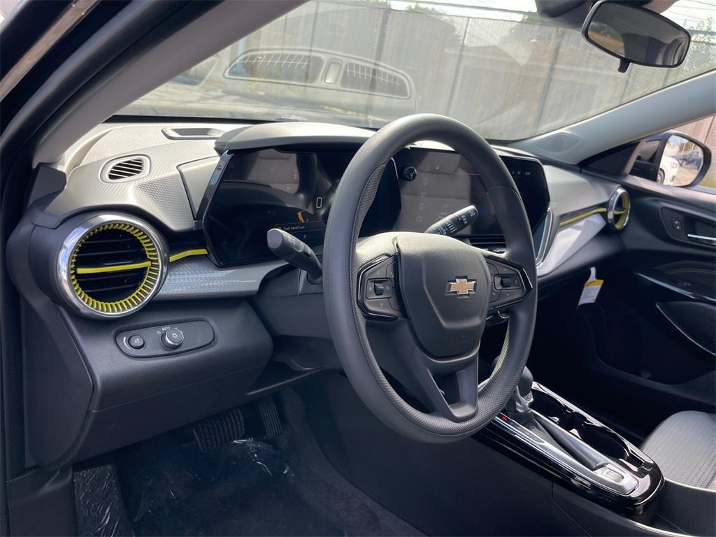 new 2025 Chevrolet Trax car, priced at $23,500