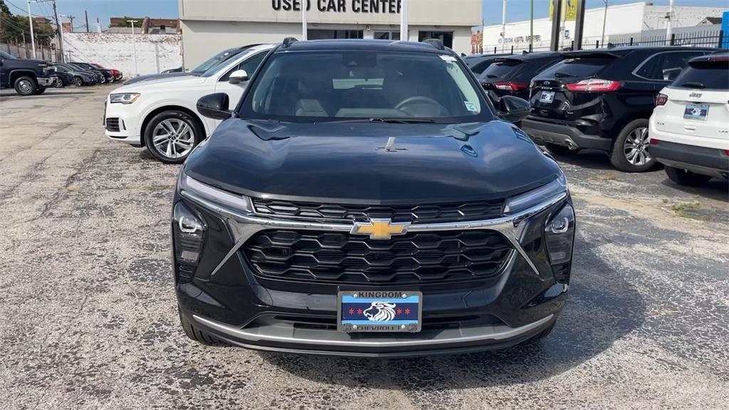 new 2025 Chevrolet Trax car, priced at $23,500