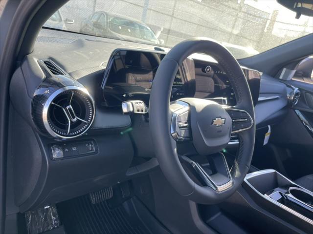 new 2025 Chevrolet Equinox car, priced at $30,245