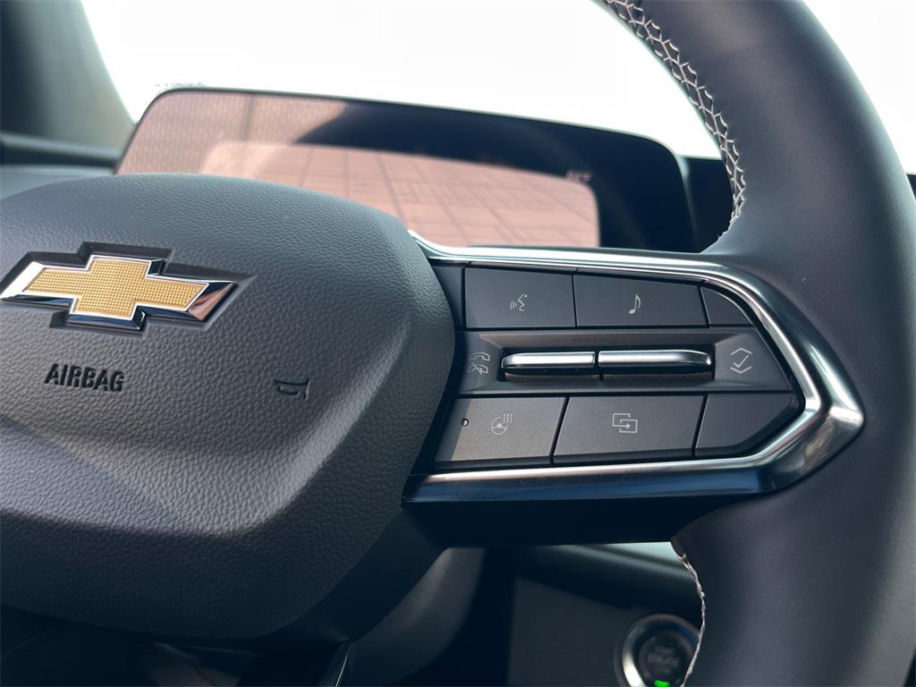new 2025 Chevrolet Traverse car, priced at $42,560