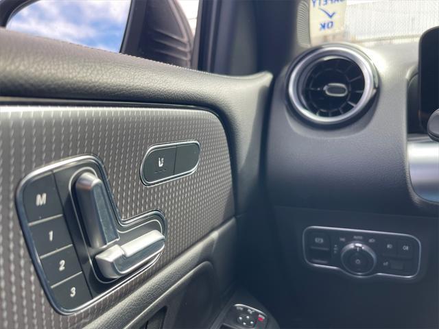 used 2023 Mercedes-Benz GLB 250 car, priced at $31,881