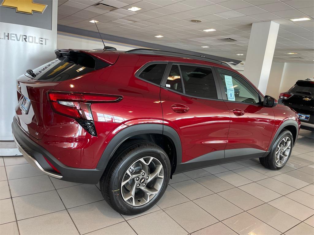 new 2025 Chevrolet Trax car, priced at $24,995