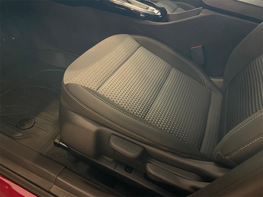 new 2025 Chevrolet Trax car, priced at $24,995
