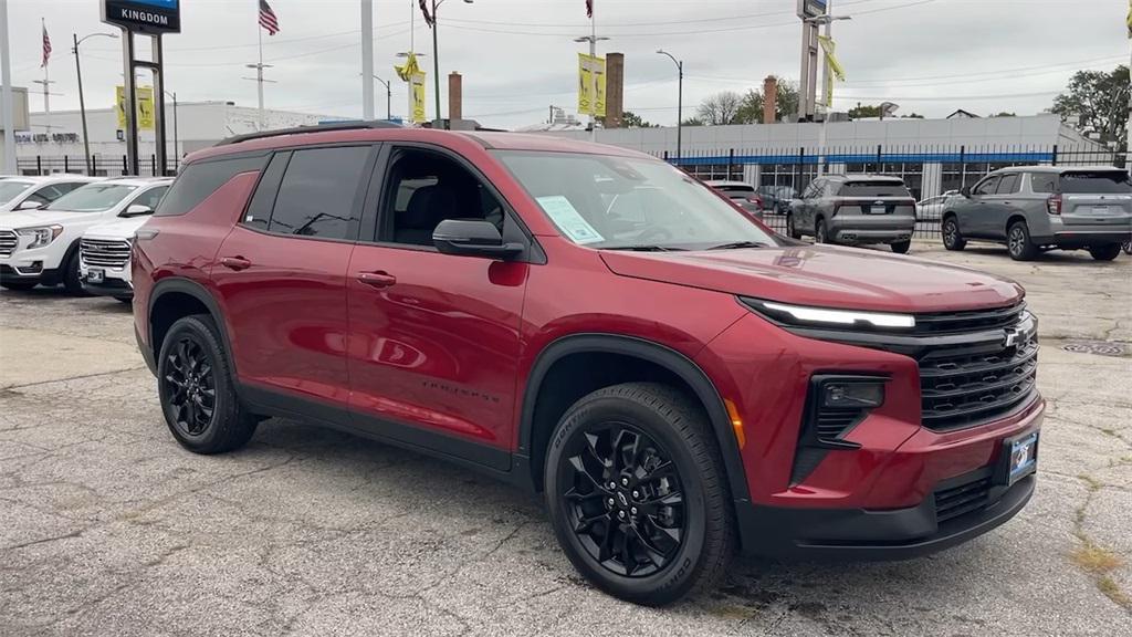 new 2025 Chevrolet Traverse car, priced at $43,500