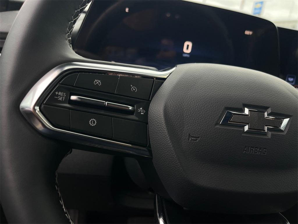 new 2025 Chevrolet Traverse car, priced at $43,500