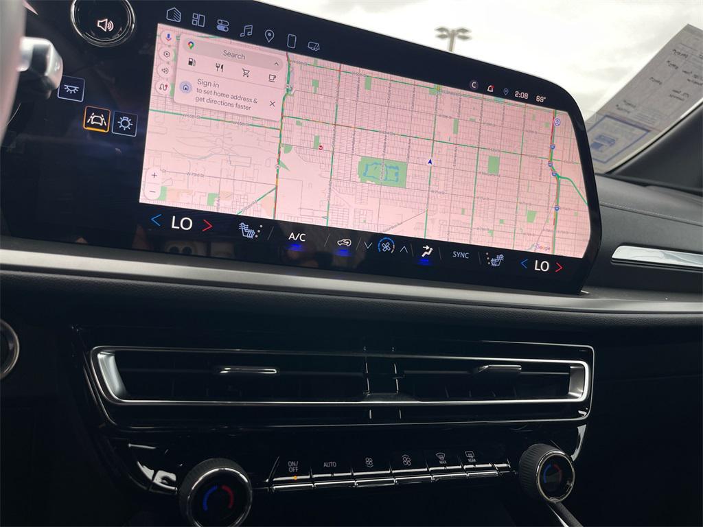 new 2025 Chevrolet Traverse car, priced at $43,500