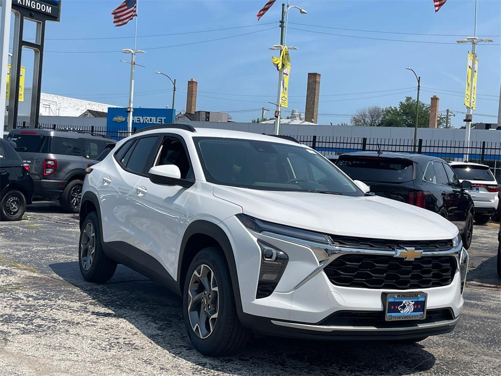 new 2025 Chevrolet Trax car, priced at $24,955