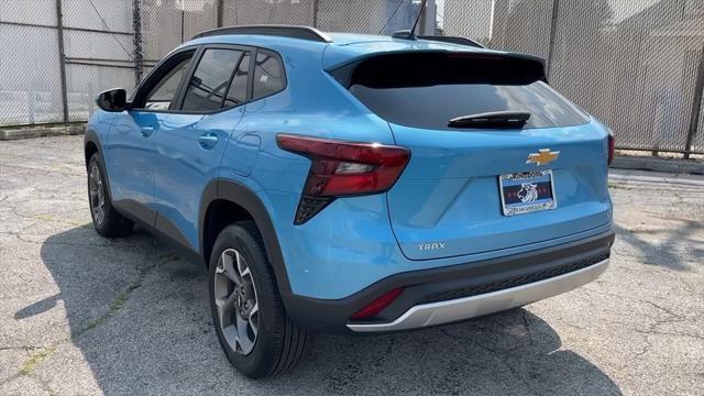 new 2025 Chevrolet Trax car, priced at $25,335