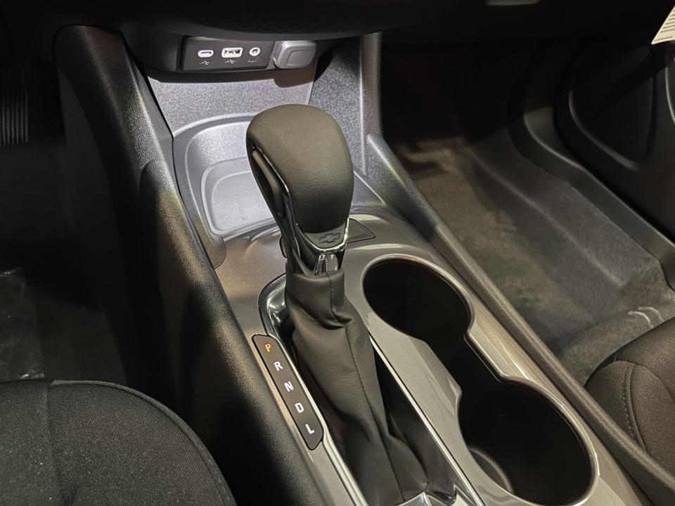 new 2025 Chevrolet Malibu car, priced at $25,000