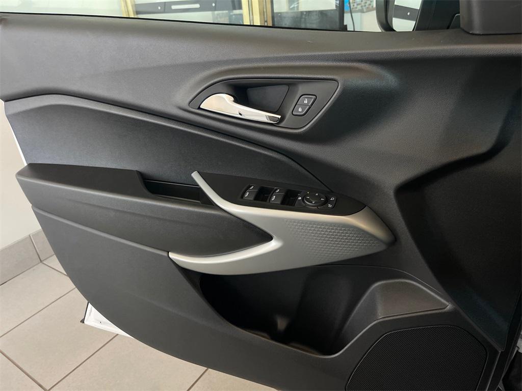 new 2026 Chevrolet Trax car, priced at $22,995