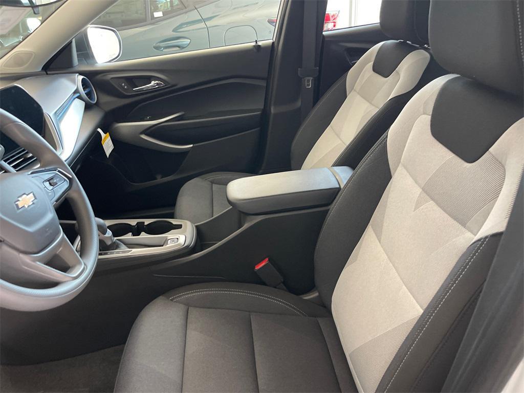 new 2026 Chevrolet Trax car, priced at $22,995