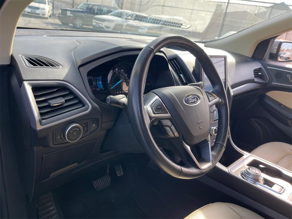 used 2023 Ford Edge car, priced at $22,000