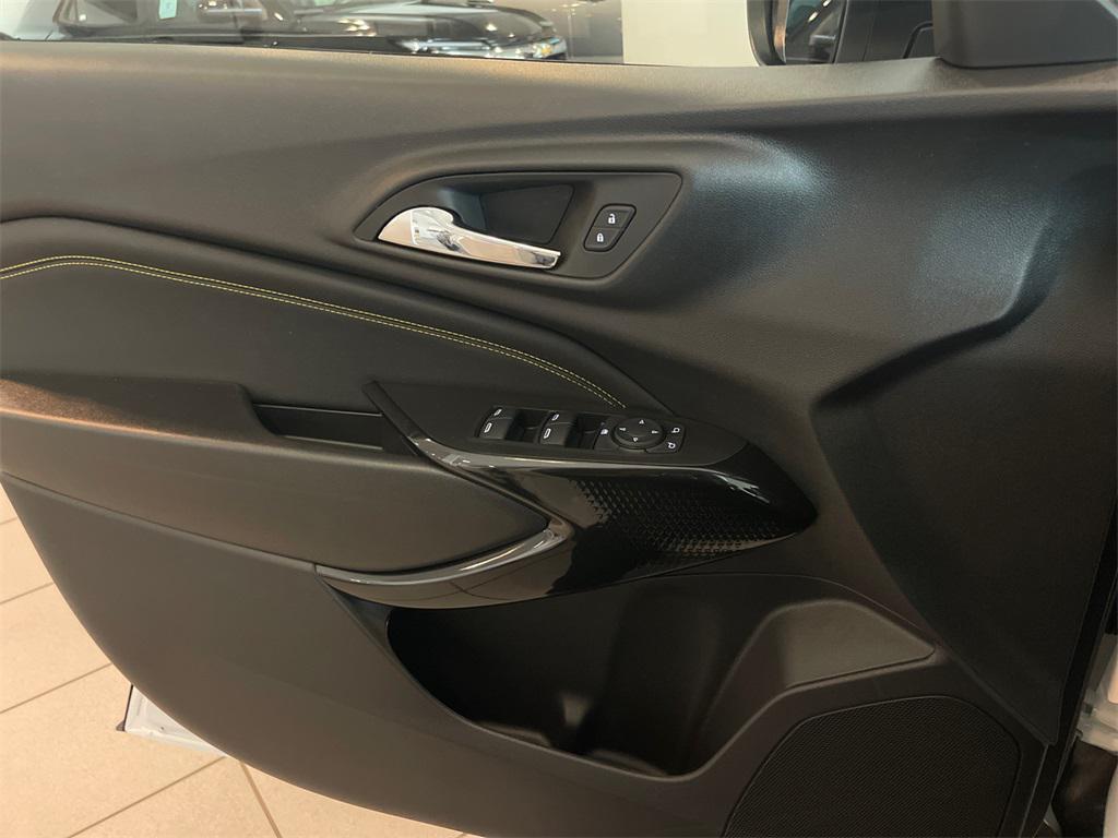 new 2025 Chevrolet Trax car, priced at $25,760