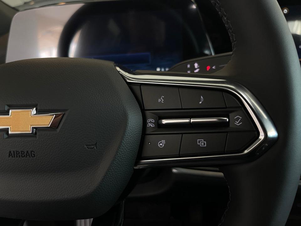 new 2026 Chevrolet Equinox car, priced at $30,495
