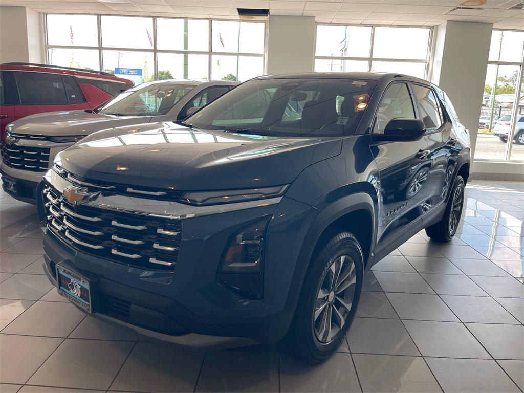 new 2026 Chevrolet Equinox car, priced at $30,495