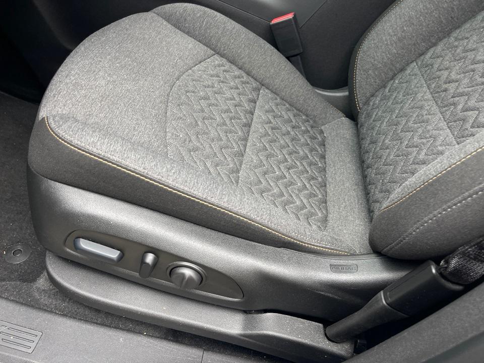 used 2024 Chevrolet Equinox car, priced at $22,500