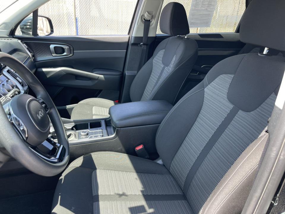 used 2023 Kia Sorento car, priced at $22,200