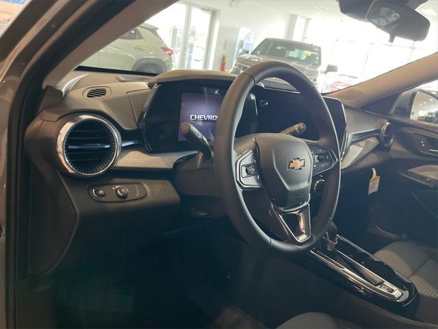 new 2025 Chevrolet Trax car, priced at $25,635