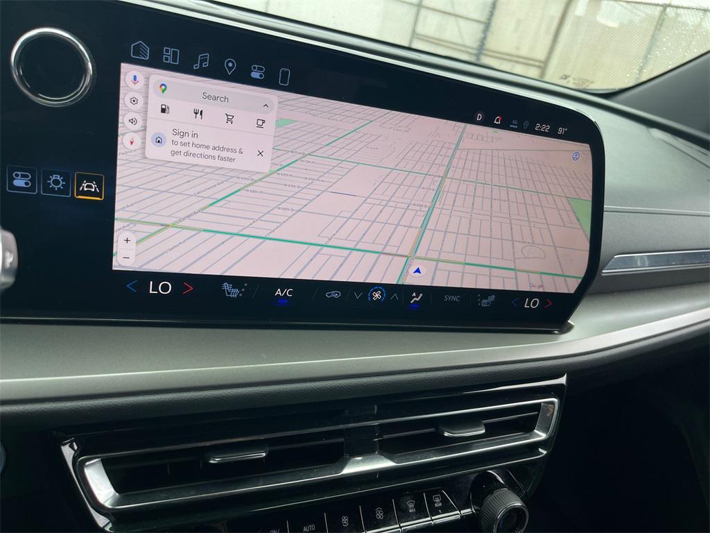 used 2025 Chevrolet Traverse car, priced at $34,254