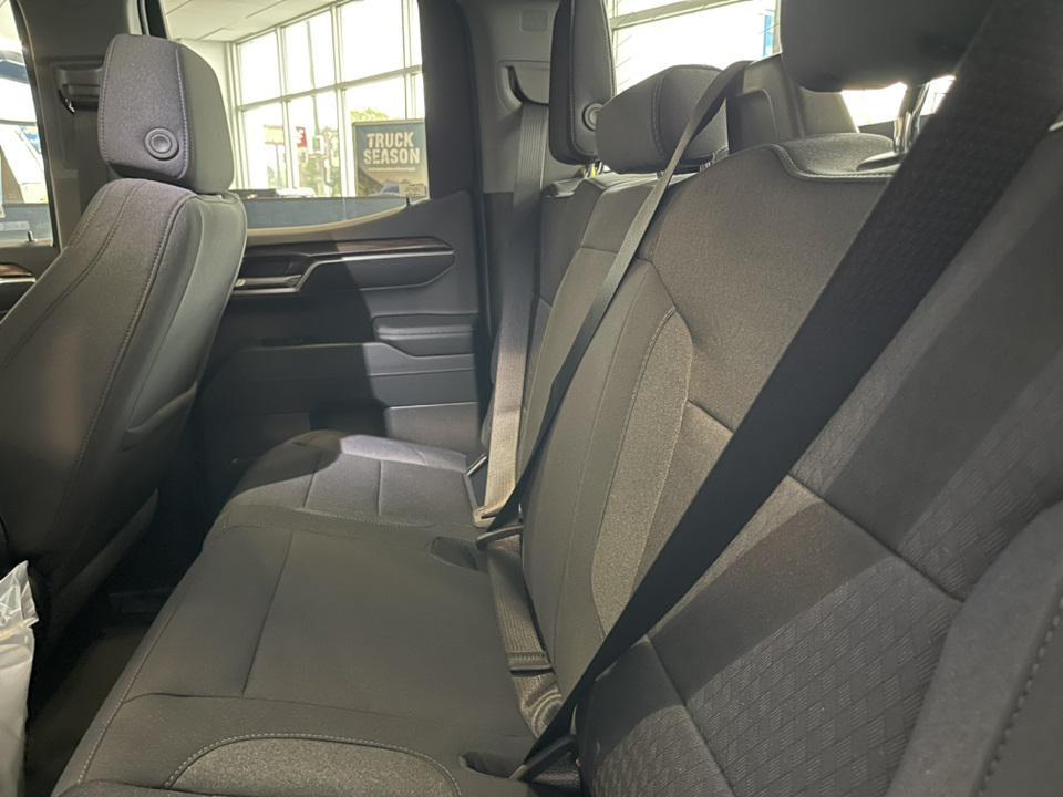 new 2025 Chevrolet Silverado 1500 car, priced at $43,400