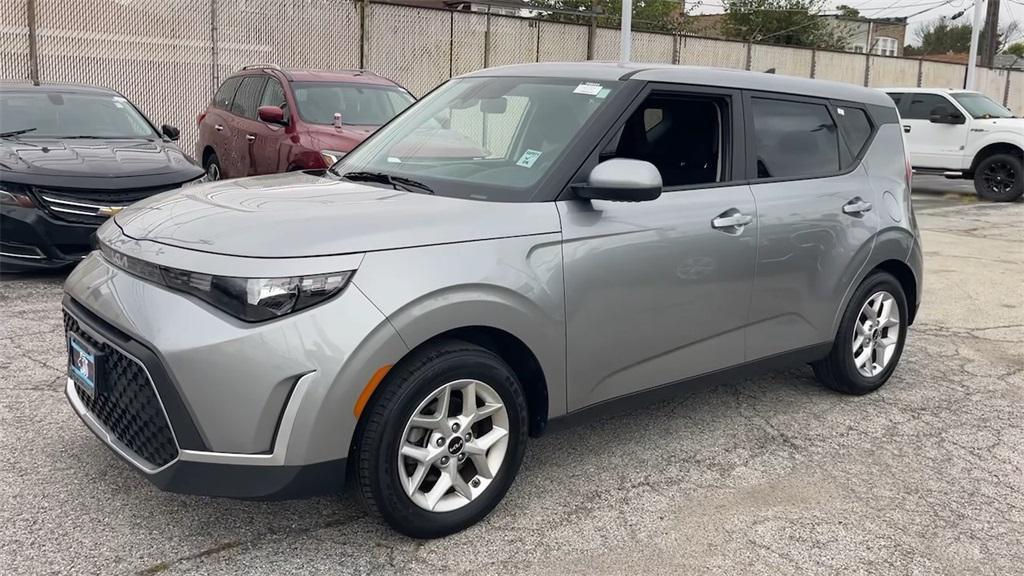 used 2024 Kia Soul car, priced at $17,661