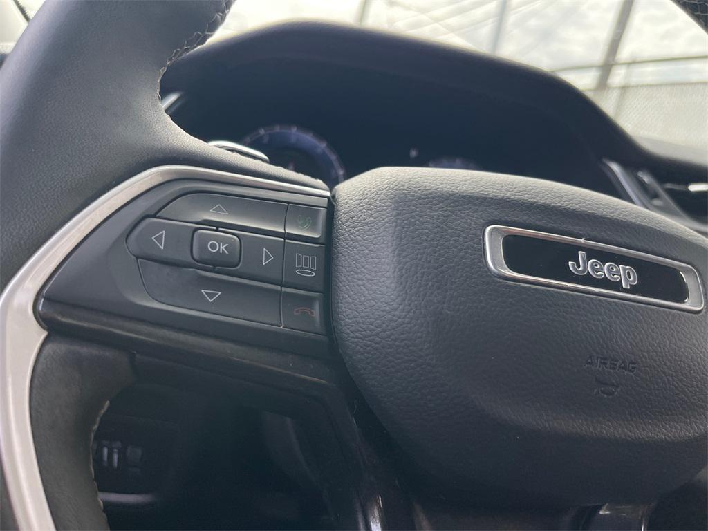 used 2023 Jeep Grand Cherokee car