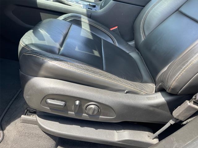 used 2020 Chevrolet Traverse car, priced at $28,000