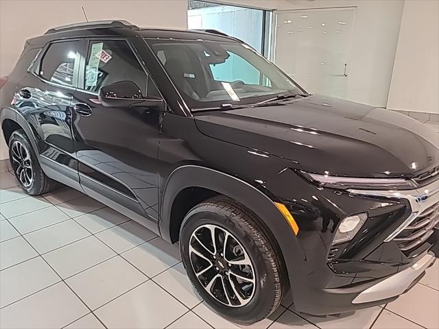 new 2025 Chevrolet TrailBlazer car, priced at $27,595