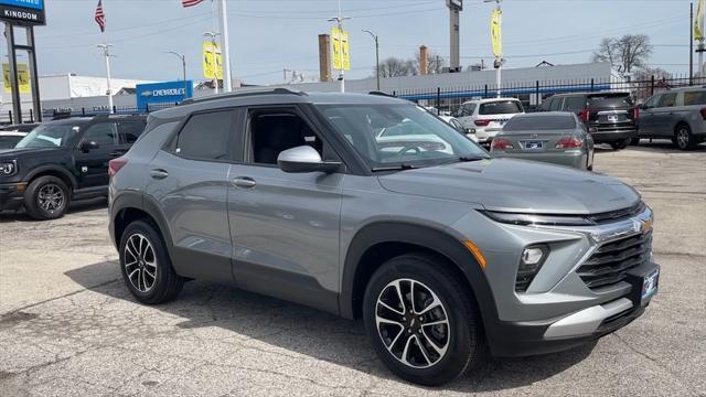 new 2025 Chevrolet TrailBlazer car, priced at $28,475