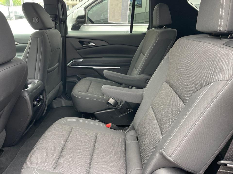 used 2025 Chevrolet Traverse car, priced at $38,500