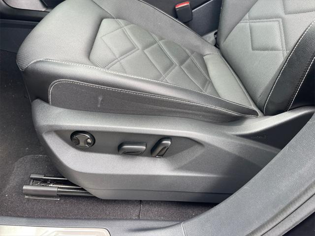 used 2024 Volkswagen Atlas car, priced at $33,225