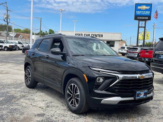 new 2025 Chevrolet TrailBlazer car, priced at $28,475
