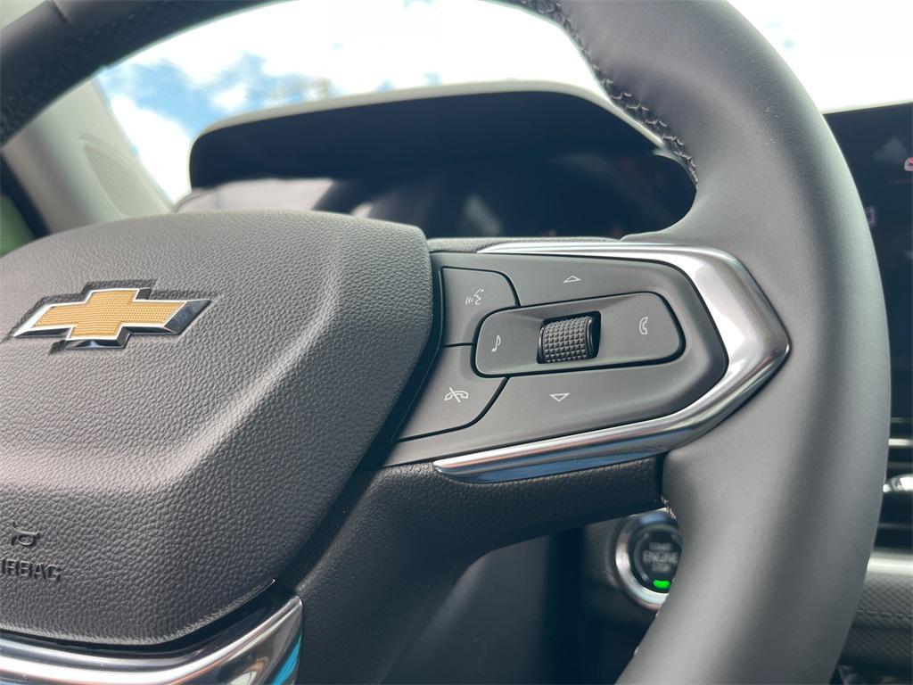 new 2025 Chevrolet TrailBlazer car, priced at $28,475