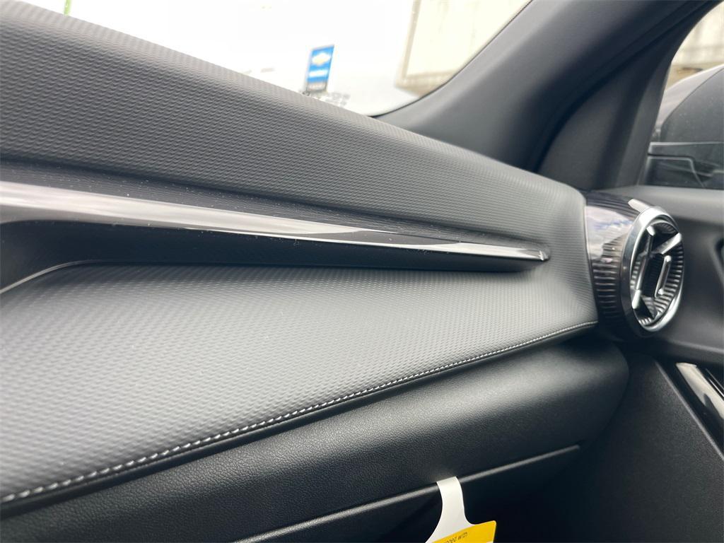 used 2025 Chevrolet Equinox car, priced at $26,000