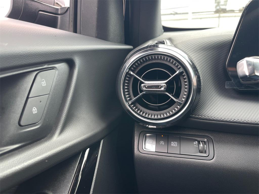 used 2025 Chevrolet Equinox car, priced at $26,000