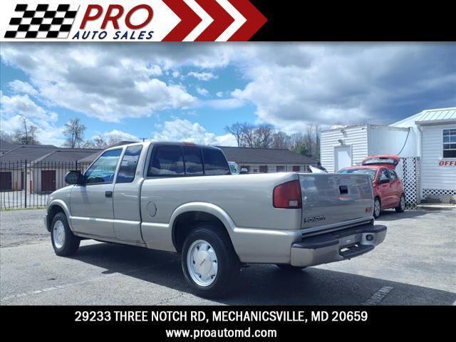 used 2002 GMC Sonoma car, priced at $8,497