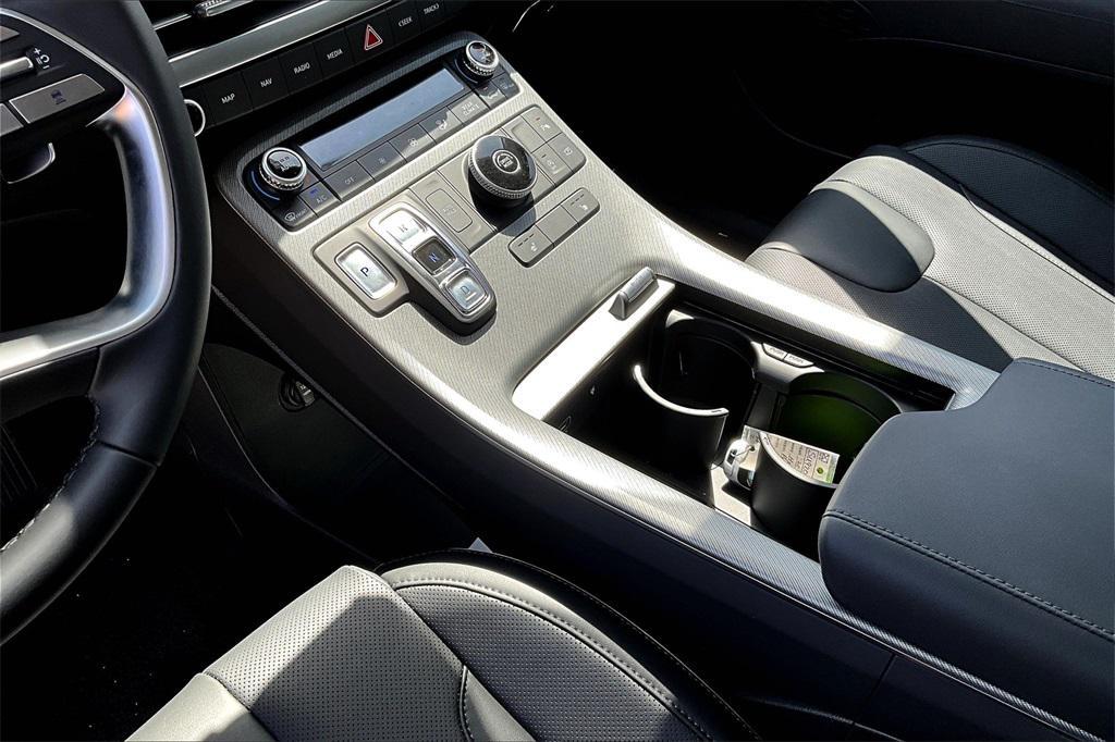 new 2025 Hyundai Palisade car, priced at $38,293