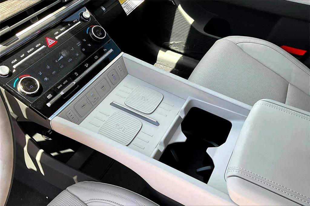 new 2025 Hyundai Santa Fe car, priced at $43,372