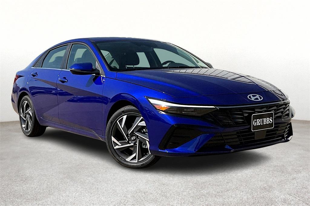 new 2025 Hyundai Elantra car, priced at $26,810
