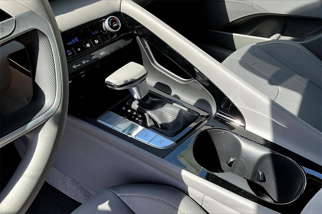 new 2025 Hyundai ELANTRA HEV car, priced at $23,221