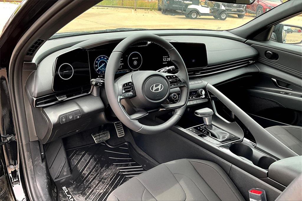 new 2025 Hyundai ELANTRA HEV car, priced at $24,649