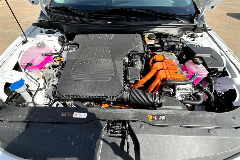 new 2025 Hyundai ELANTRA HEV car, priced at $23,221